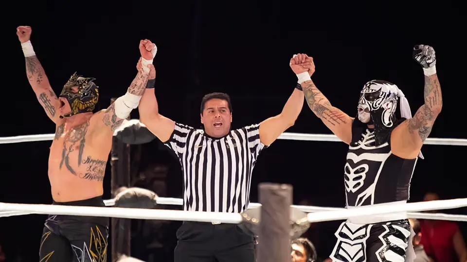 Luchadores defendieron a su empresa al máximo en primera fecha de Gladiators