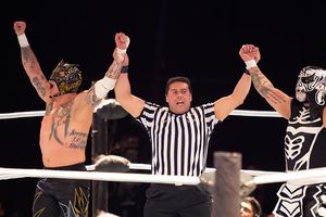 Luchadores defendieron a su empresa al máximo en primera fecha de Gladiators