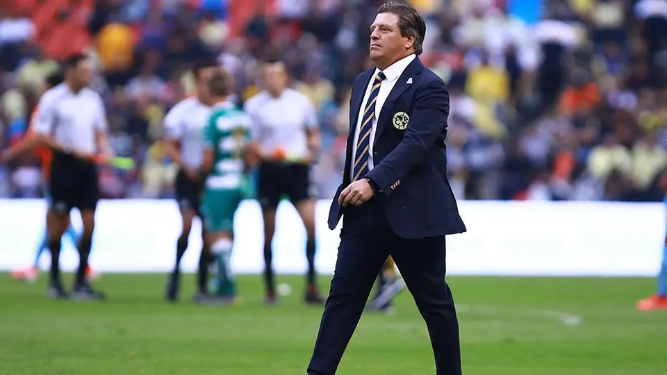 Piojo Herrera igualaría su marca más baja de puntos en América