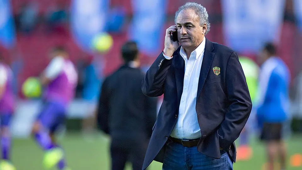 Álvaro Navarro: 'Ya cumplimos con lo que firmamos en el contrato'