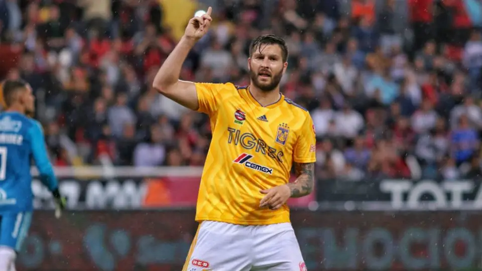 Tigres saca a la venta playera de los 100 goles de Gignac