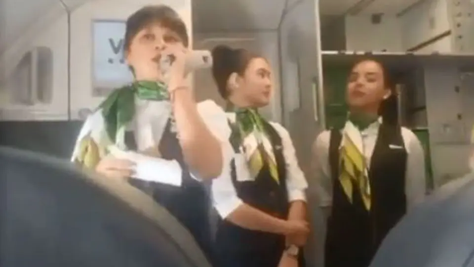 Aerolínea dedica emotivo mensaje a niño que lucha contra el cáncer 