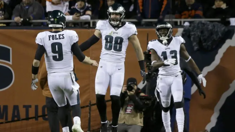 Eagles defiende su corona con cardiaca victoria frente a Bears