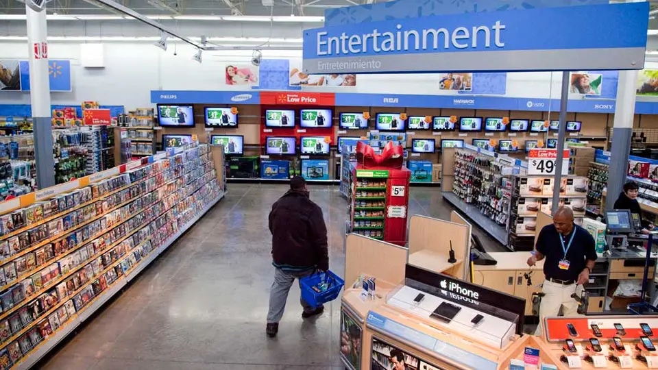 Walmart retira anuncios de videojuegos violentos, pero seguirá vendiendo armas