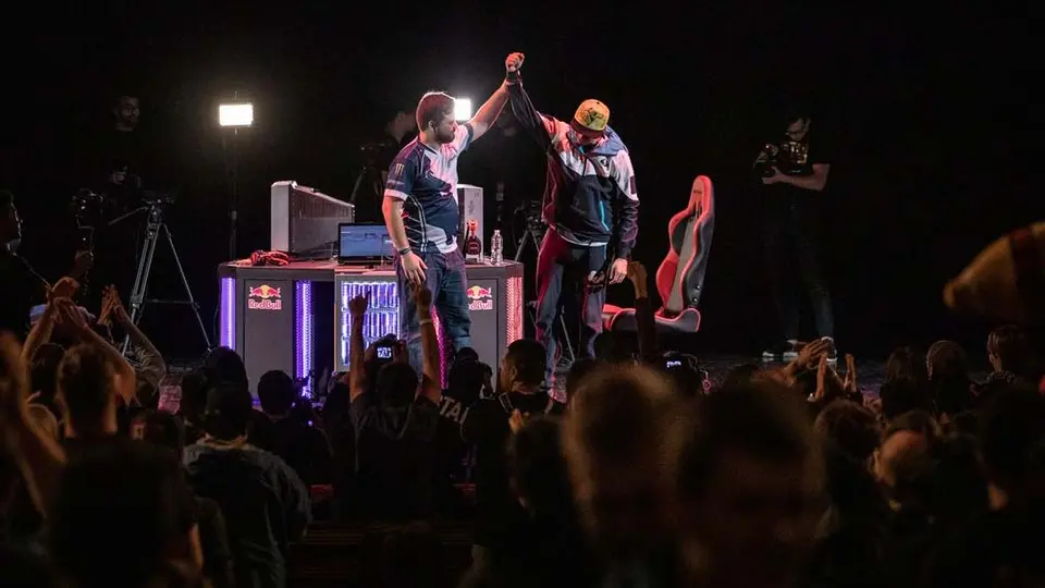 Hungrybox engrosa su palmarés con título de Genesis 6