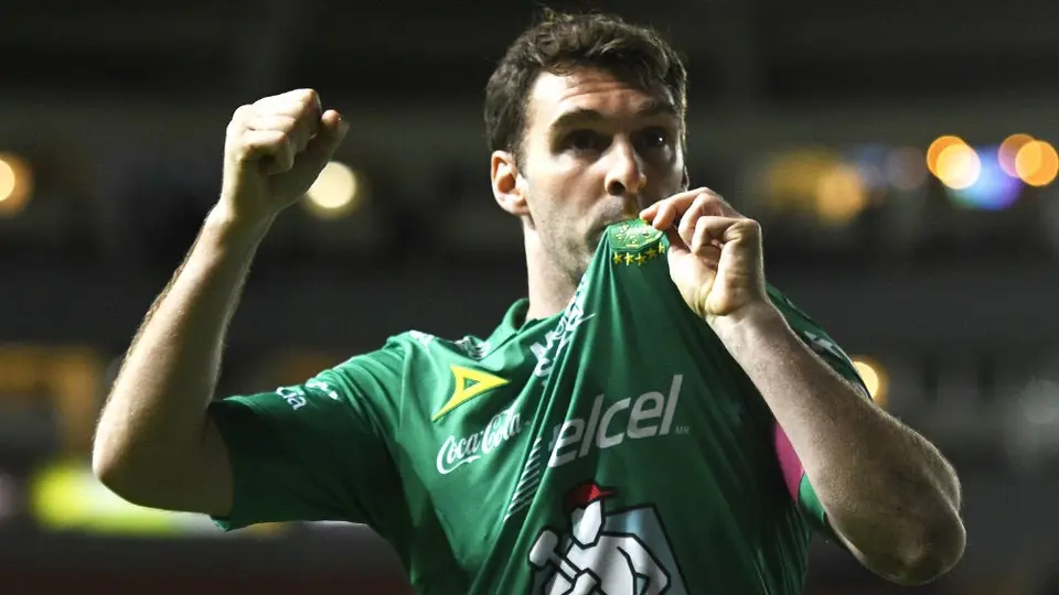Mauro Boselli acepta que extraña al León