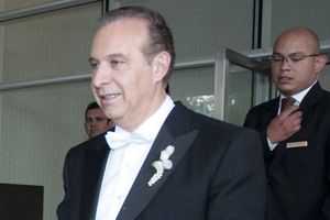 Le responde Juan Collado a El País