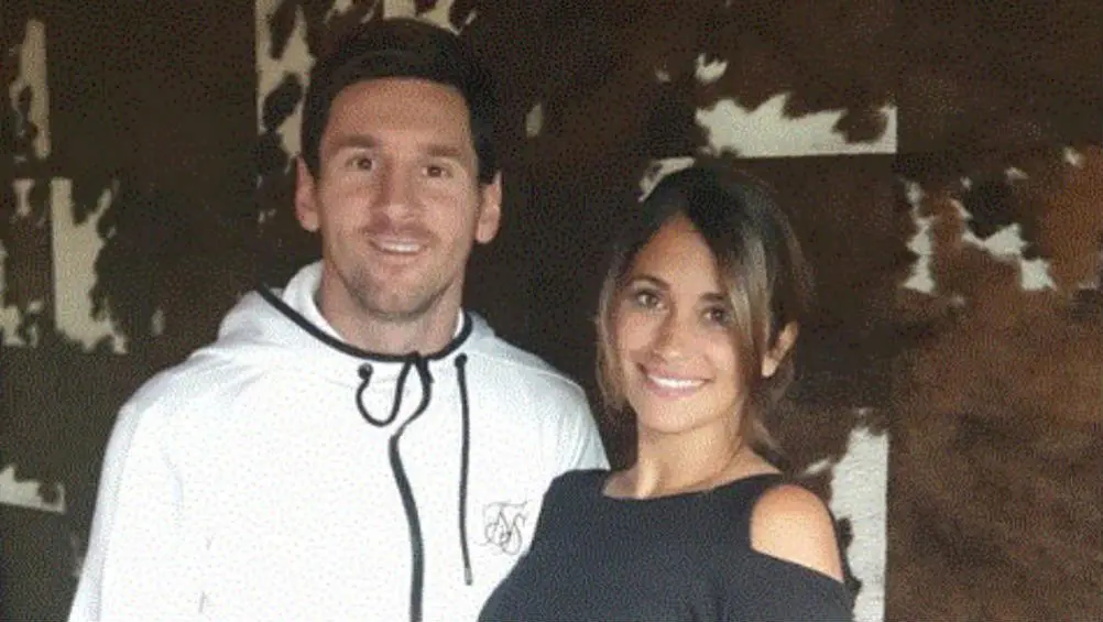 Messi y Antonela posan para la foto | INSTAGRAM @LEOMESSI