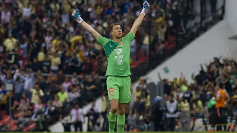 Marchesín trollea a aficionado de Cruz Azul con gol de la Final