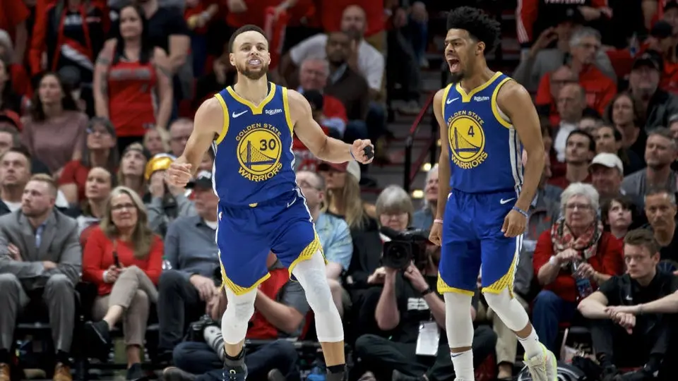 Warriors 'saca la escoba' y vence a Trail Blazers en tiempo extra