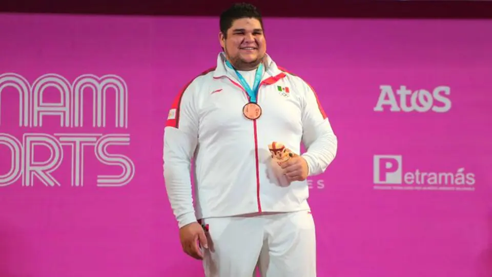 Raúl Manríquez conquistó el Bronce en Levantamiento de Pesas