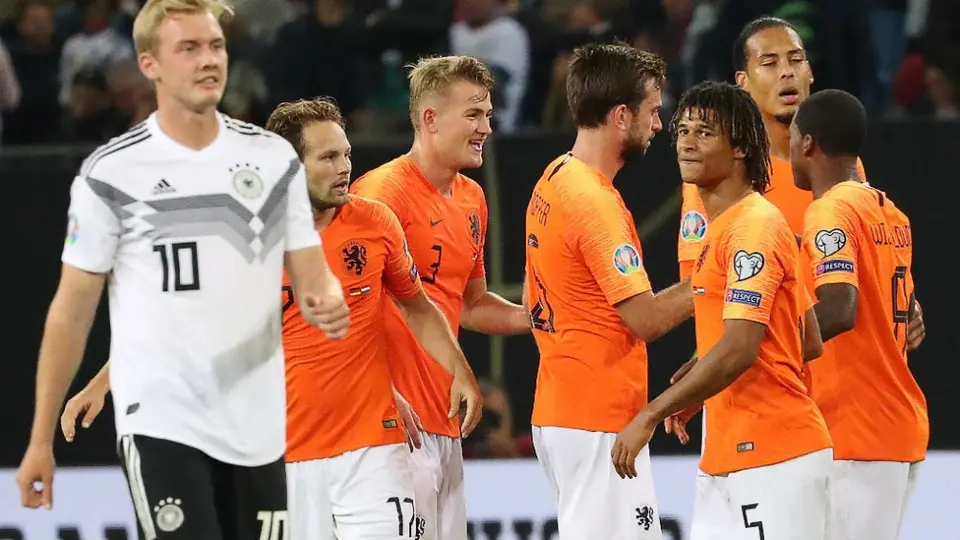 Holanda dio la vuelta y se llevó la victoria en partidazo ante Alemania