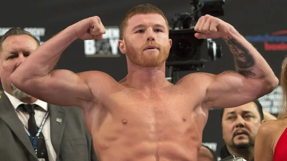 'Ojalá hubiera más gente como Lorena Ochoa, Chicharito y yo': Canelo