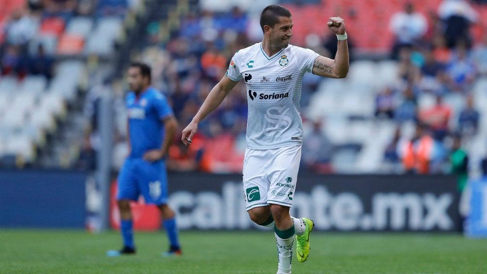 Revive las mejores postales del descalabro de Cruz Azul y el triunfo de Chivas