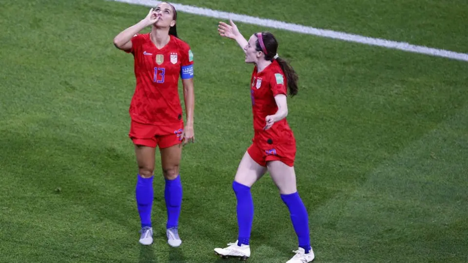 Alex Morgan explicó su polémico festejo de gol contra Inglaterra