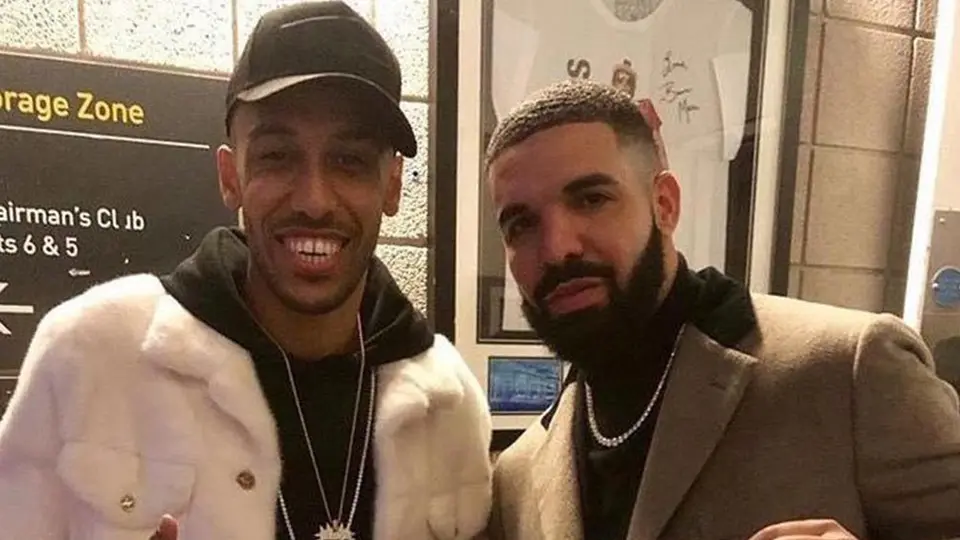 Chelsea agradece a Drake por 'maldición' sobre Arsenal