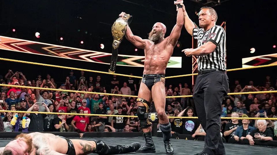 Tommaso Ciampa retiene el campeonato NXT en TakeOver: Phoenix