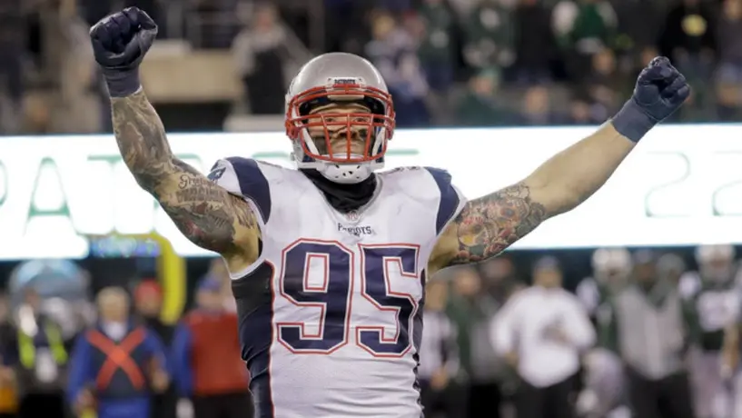Chris Long, Campeón con Patriots y Eagles, anuncia su retiro