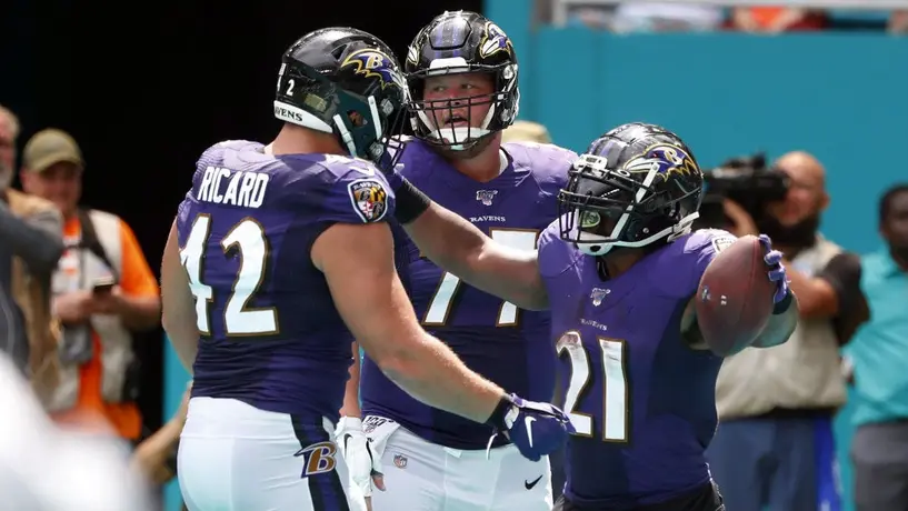 Lamar Jackson y los Ravens humillaron a Dolphins en inicio de temporada