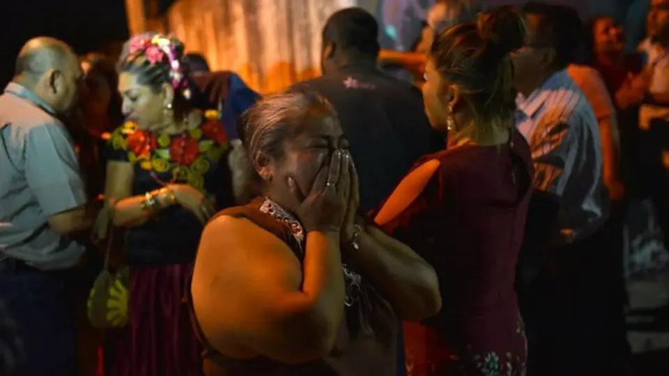 Grupo armado irrumpe en fiesta y deja 13 muertos en Minatitlán