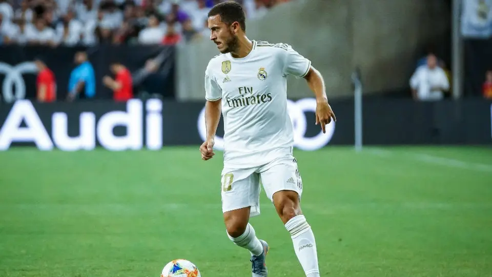 Eden Hazard fue elegido para aparecer como la portada del FIFA 20