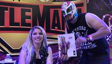 Alexa Bliss, impactada por el cariño de los mexicanos en La Mole Comic Con
