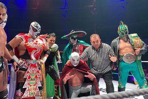 Hijo del Santo recuerda a Silver King con foto antes de su muerte