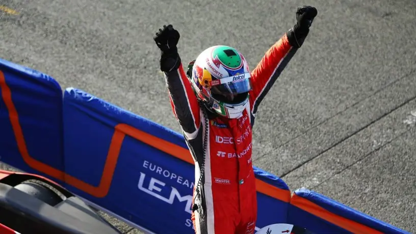 Memo Rojas triunfó en las Cuatro Horas de Silverstone