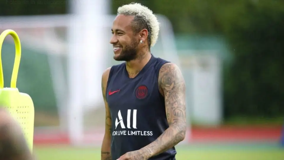 PSG aceptaría a Coutinho en el trato con Barcelona para fichar a Neymar