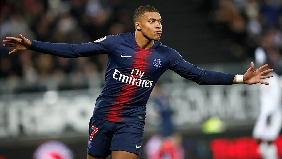 "Acabaré el año en PSG y luego ya veremos": Mbappé
