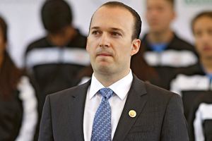 Presidente de la FMN pide a D'Alessio no involucrar a atletas en política