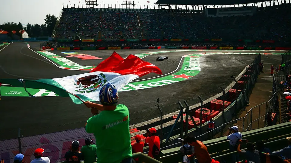 'Promotores y gobierno negocian permanencia de GP de México': Slim Domit