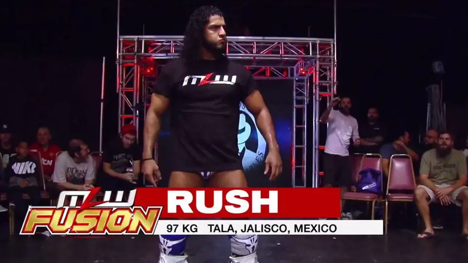 Rush regresa a MLW para vencer a Shane Strickland