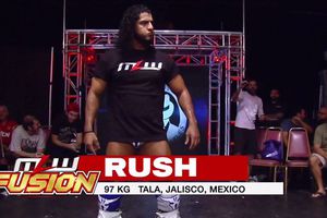 Rush regresa a MLW para vencer a Shane Strickland