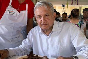 López Obrador se 'burla' del América en redes sociales