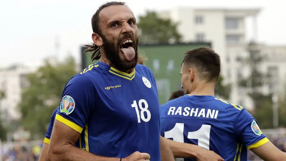 Kosovo e Inglaterra se enfrentan por el liderato en Eliminatorias de la Euro