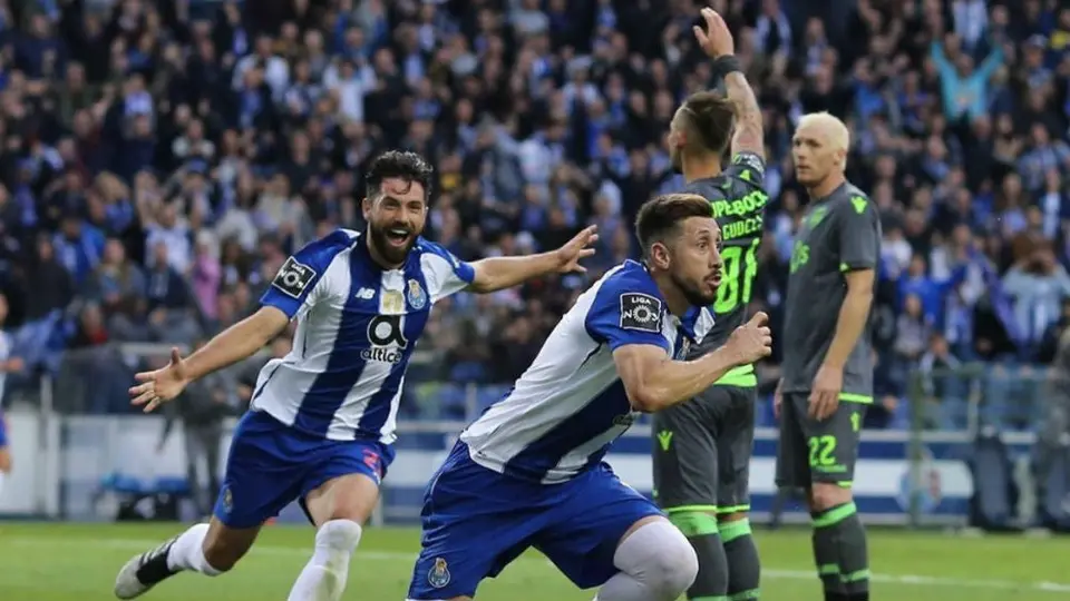 Héctor Herrera sería presentado con el Atlético de Madrid la próxima semana