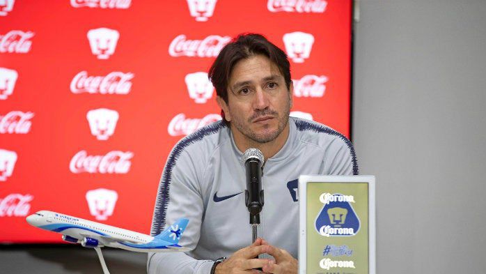 Marioni, en conferencia de prensa con Pumas | IMAGO7