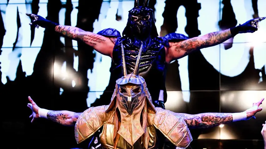 Los Lucha Brothers hacen su entrada al ring | TWITTER @MLW