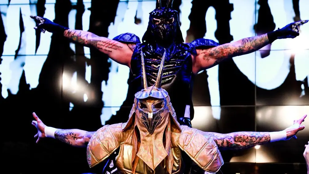 Los Lucha Brothers hacen su entrada al ring | TWITTER @MLW