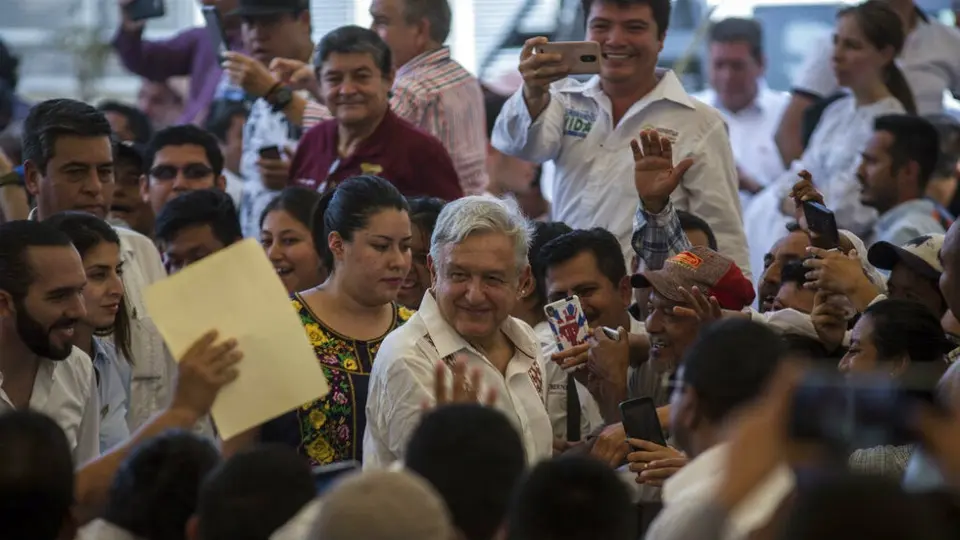 AMLO buscará aumentar vacaciones para todos los trabajadores