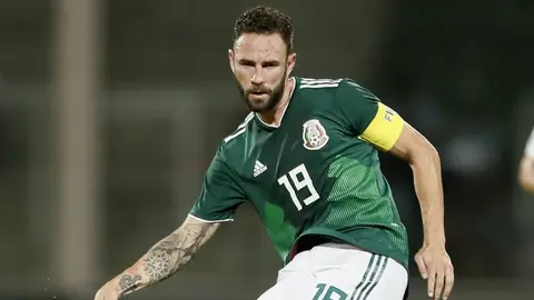 Layún pide a americanistas respetar su decisión de jugar en Rayados