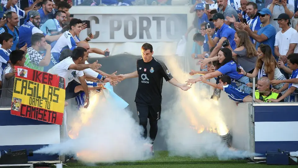 Iker Casillas recibe muestras de apoyo tras sufrir un infarto