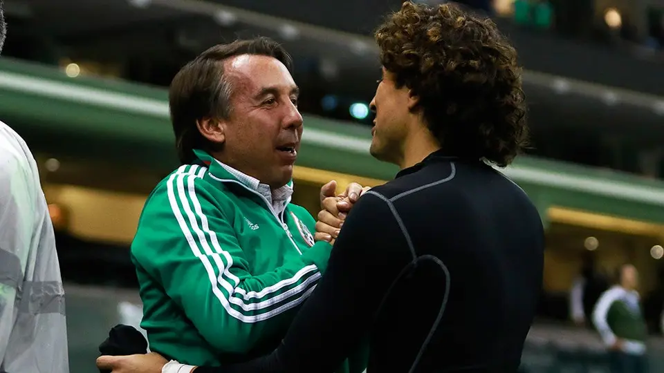 Azcárraga, por el 'milagro' de convencer a Memo Ochoa para que vuelva al América