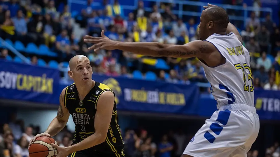 Fuerza Regia derrota a Capitanes y va a Monterrey con ventaja