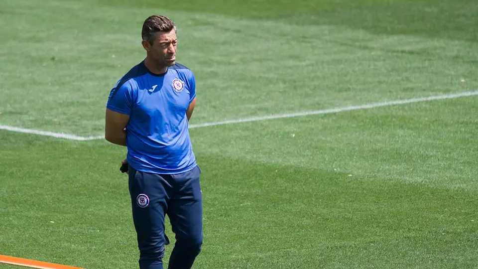 Caixinha confía en lidiar con 'hospital' de Cruz Azul