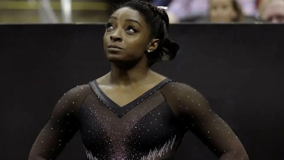 "Estuve a un paso de la muerte”, Simone Biles revela hospitalización de emergencia