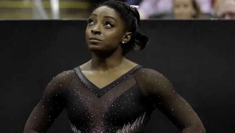 "Estuve a un paso de la muerte”, Simone Biles revela hospitalización de emergencia