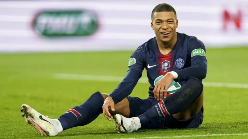 Mbappé pone en duda su continuidad en el PSG