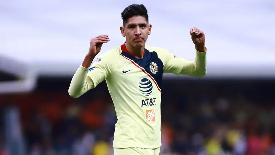 Edson Álvarez, desconcertado por declaraciones de Carlos Salcedo